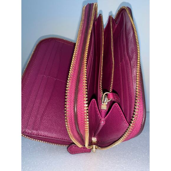 Coach Red & Black Wristlet Wallets Duo - Signature, Gold Details, 2x1 Deal! - Picture 10 of 14